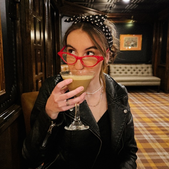 Meet your Posher, Therese - Picture 3 of 8